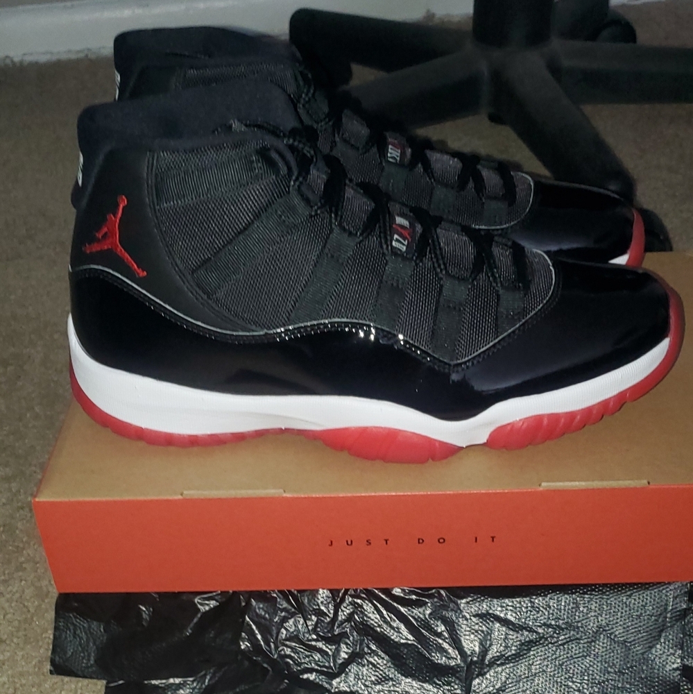 Air Jordan 11